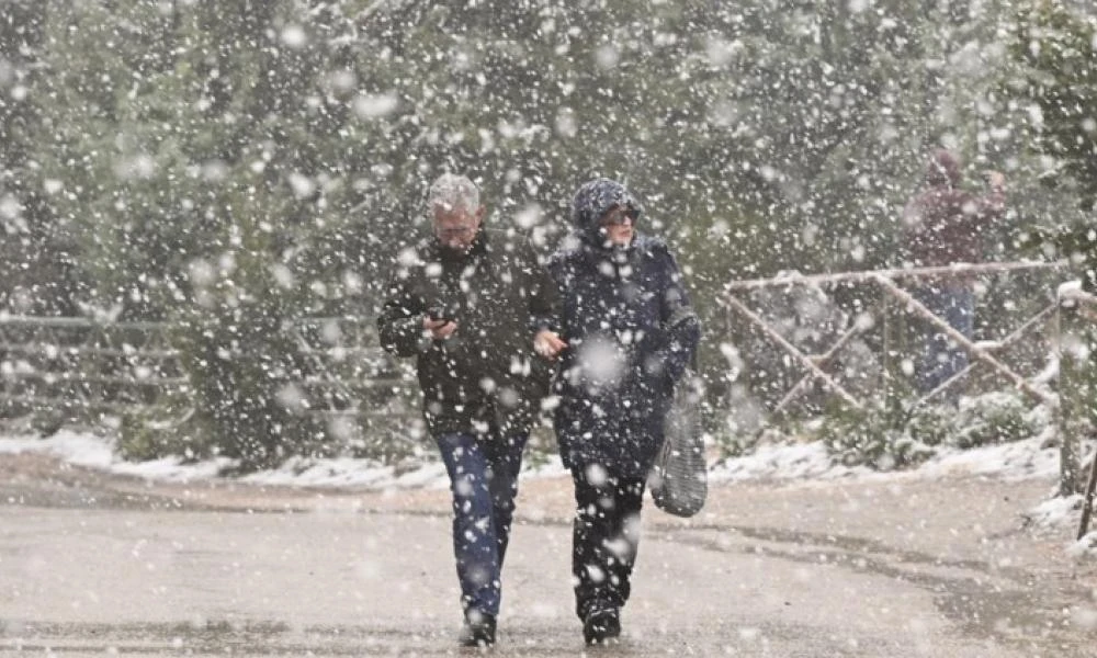 Ψυχρός και χειμωνιάτικος ο καιρός μέχρι και την Πέμπτη - Πού θα βρέξει